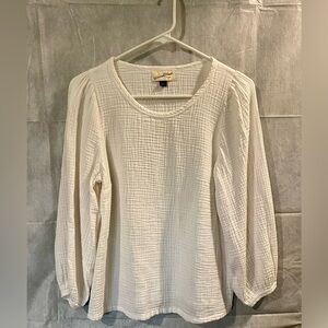 Universal Threads Cream Long Sleeve Blouse